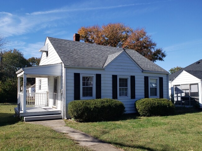 property at 1408 Greenville Ave