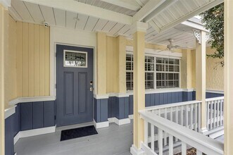 9860 NW 3rd St in Pembroke Pines, FL - Building Photo - Building Photo