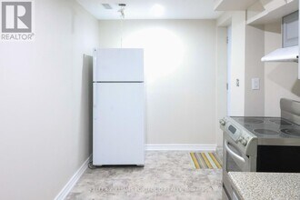 1891 Secretariat Pl in Oshawa, ON - Building Photo - Building Photo