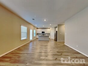 13547 Emerson Wy in Saint Hedwig, TX - Building Photo - Building Photo