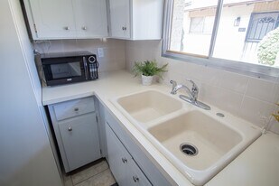 6721 E McDowell Rd, Unit 309E in Scottsdale, AZ - Building Photo