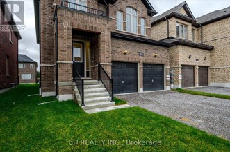 816 Griffin Trl in Peterborough, ON - Building Photo - Building Photo