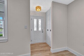 9 Buckingham Dr N in Manchester Township, NJ - Building Photo - Building Photo