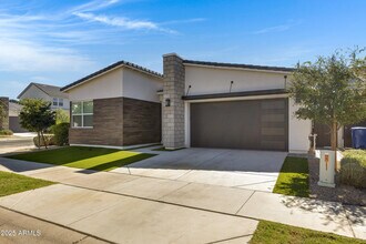 10051 E Talon Ave in Mesa, AZ - Building Photo - Building Photo