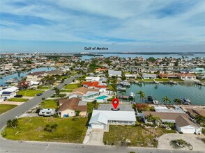 710 116th Ave in Treasure Island, FL - Building Photo - Building Photo