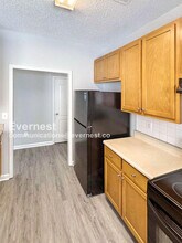 8622 Thomas Rd in Riverdale, GA - Building Photo - Building Photo