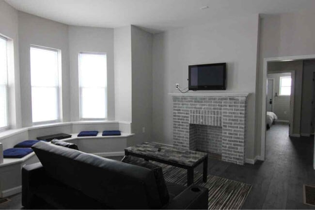 219 W Chester Pike in Ridley Park, PA - Building Photo - Building Photo