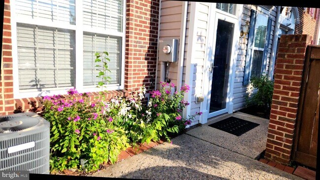 property at 107 Swallow Pointe Court