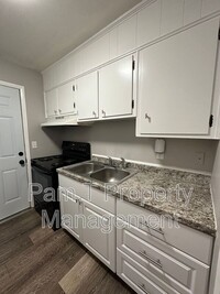 4415 Caroline Dr in Savannah, GA - Building Photo - Building Photo