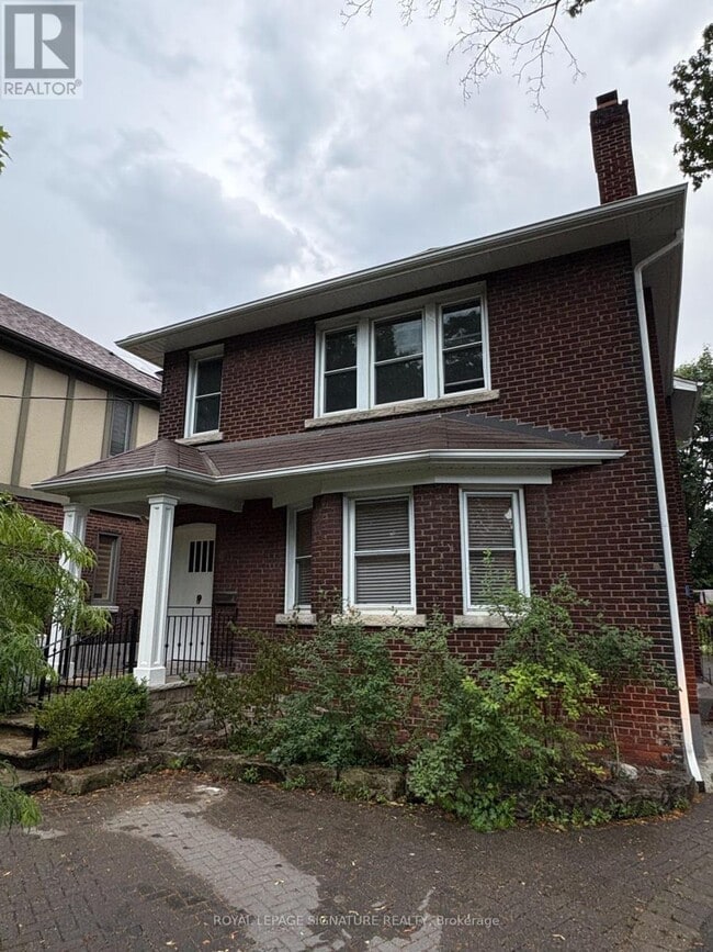 property at 40 Thorncliffe Ave