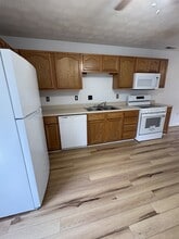 213 Post Rd in Falls Mills, VA - Building Photo - Building Photo