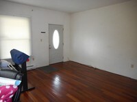 704 Washington Ave, Unit B photo'