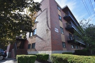 400 Savin Hill Ave in Boston, MA - Building Photo - Building Photo