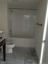 500 NE 29th St-Unit -Apt 906 in Miami, FL - Building Photo - Building Photo