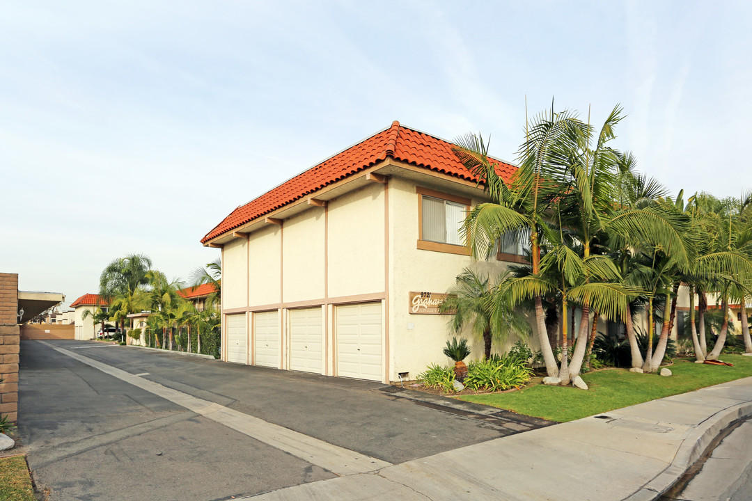 Graham Street Apartments in Cypress, CA - Building Photo