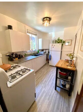 6027 Harwood Ave, Unit 6027 in Oakland, CA - Building Photo - Building Photo