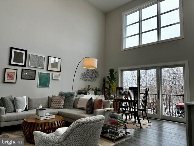 205 V St NW-Unit -304 in Washington, DC - Building Photo - Building Photo