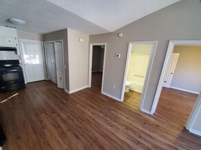 100 Lanier Dr in Statesboro, GA - Building Photo - Building Photo