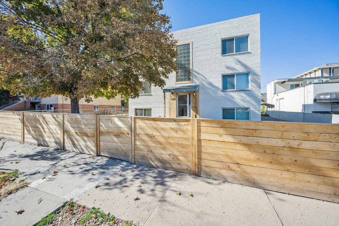 South Bannock Apartments in Englewood, CO - Building Photo