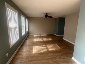 12411 Sheppard Way in Walton, KY - Foto de edificio - Building Photo