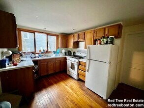 14 Stockwell St, Unit 1 in Boston, MA - Building Photo - Building Photo