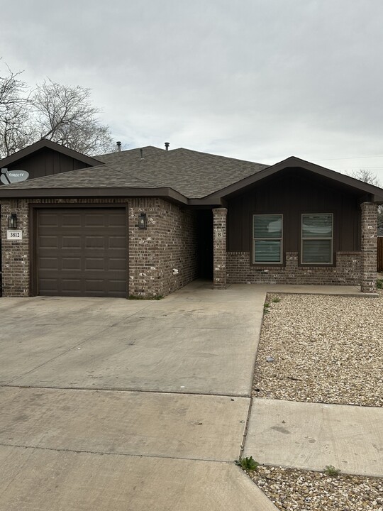 3812 36th St in Lubbock, TX - Building Photo