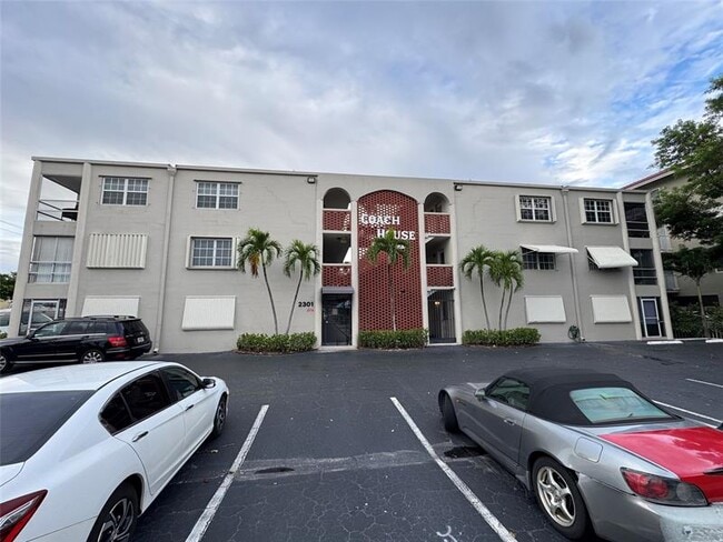 2301 NE 14th Street Causeway in Pompano Beach, FL - Building Photo - Building Photo