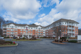 The Esplanade in Hudson, MA - Foto de edificio - Building Photo