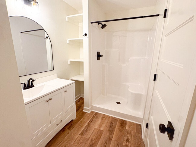 134 N Clarendon Dr in Nashville, NC - Building Photo - Building Photo