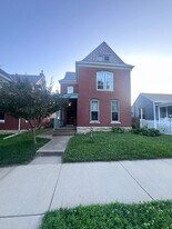 728 S 13th St in Quincy, IL - Building Photo