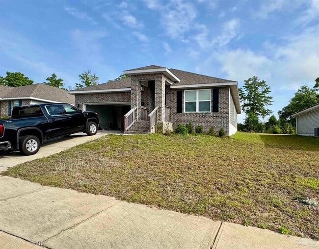 5468 Merlin in Milton, FL - Building Photo - Building Photo
