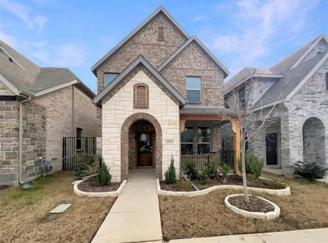 property at 4010 Saddlehorn Wy