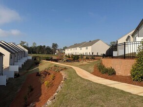 6715 Armonia Dr in Mableton, GA - Building Photo - Building Photo