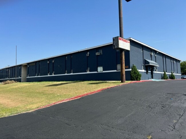 property at 1601 E Central Texas Expy