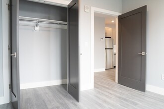 365 Western Ave, Unit 302 in Boston, MA - Foto de edificio - Building Photo