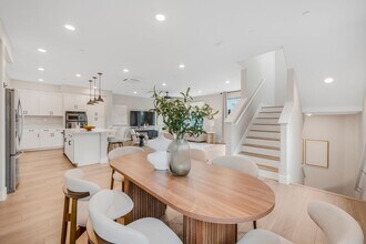 6823 Vector Ct in San Jose, CA - Building Photo - Building Photo