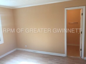 136 Corbin St-Unit -2 in Lawrenceville, GA - Building Photo - Building Photo