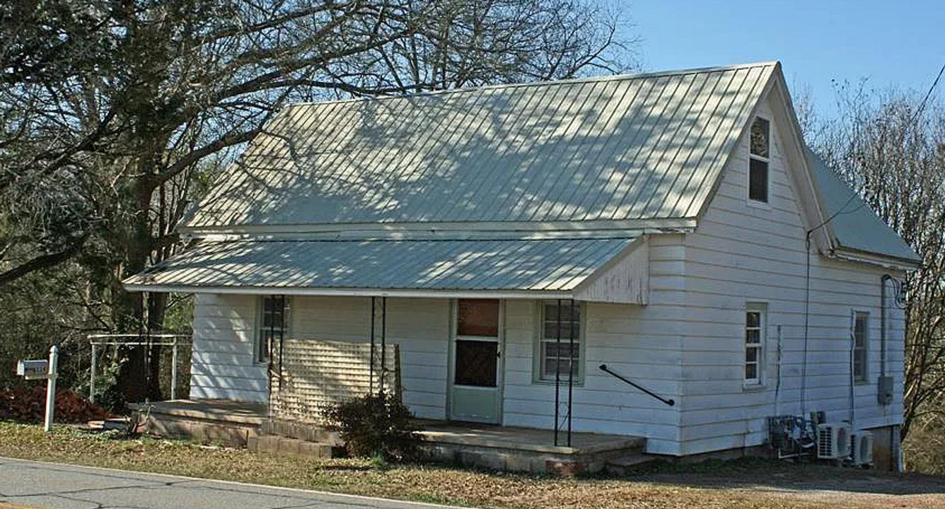 334 Whitehall Rd in Athens, GA - Building Photo