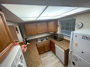 1901 Indian River Blvd, Unit C209 in Vero Beach, FL - Building Photo - Building Photo