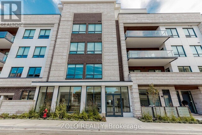 123 Maurice Dr in Oakville, ON - Building Photo - Building Photo