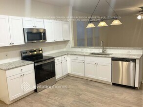 3813 Dunlavy Rd in Denton, TX - Foto de edificio - Building Photo