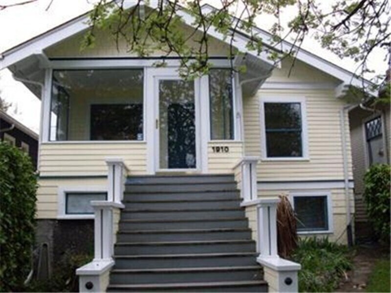 1910 4th Ave W in Seattle, WA - Building Photo