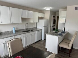 12660 Ashford Point Dr in Houston, TX - Building Photo