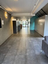 7 Embarcadero W, Unit 306 in Oakland, CA - Building Photo - Building Photo