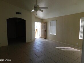 10717 W Irma Ln in Sun City, AZ - Building Photo - Building Photo