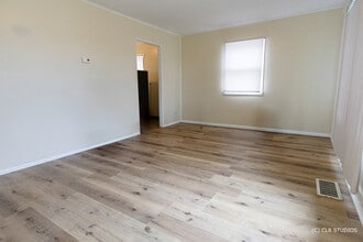 394 W 15th St in Chicago Heights, IL - Building Photo - Building Photo
