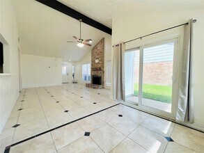 7406 Camporee Ln in Houston, TX - Building Photo - Building Photo