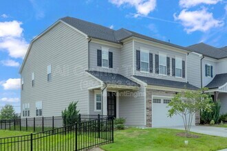 1101 Premier Key Dr in Cary, NC - Building Photo - Building Photo