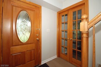 25 Hughes Rd in Franklin Township, NJ - Building Photo - Building Photo