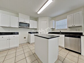 6830 Shallow River Ct in Spring, TX - Building Photo - Building Photo
